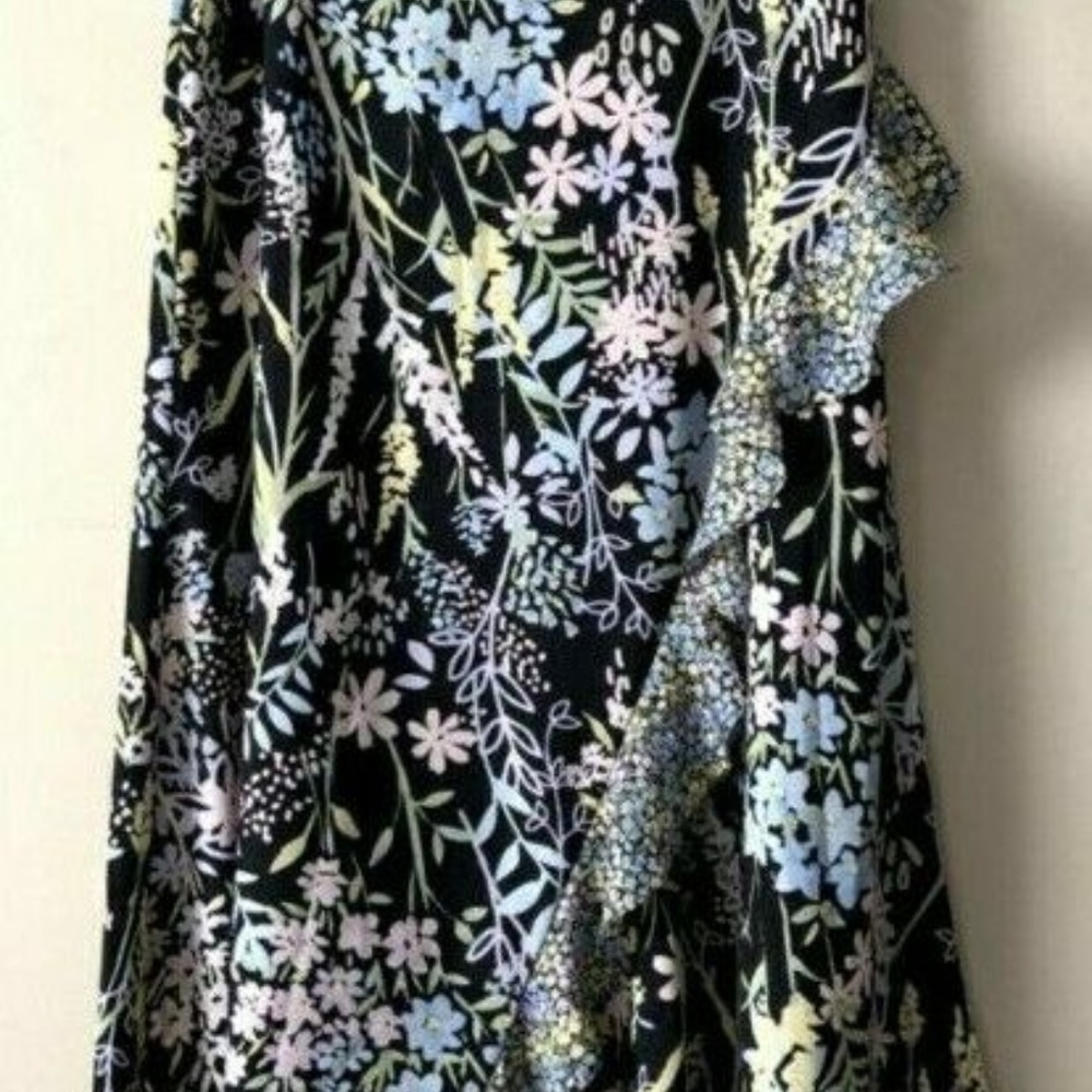 NWT Calvin Klein Floral Print Ruffle Trim Skirt